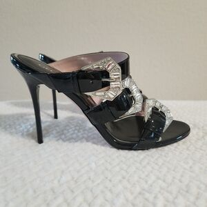 Gedebe NIB Women’s Bruna Buckled Strappy High Heel Sandals Patent size 40 (US 9)